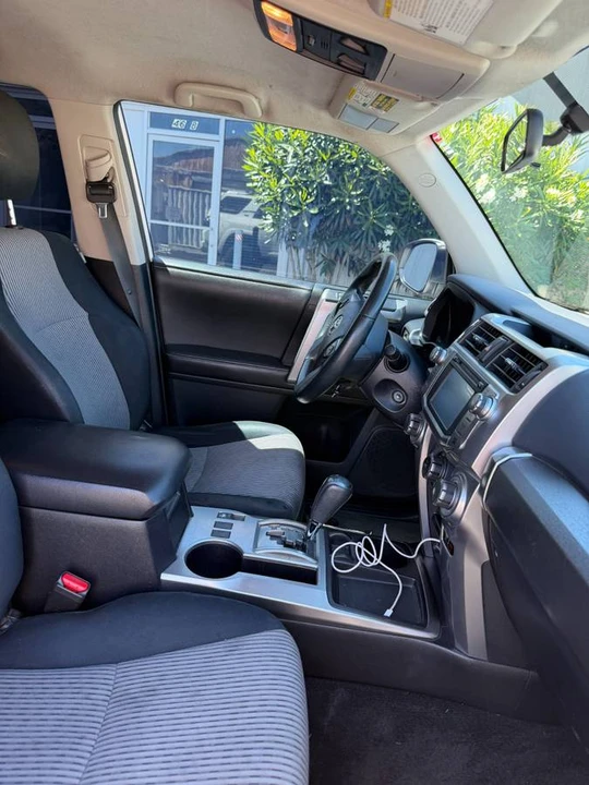 2015 Toyota 4Runner 5th Gen - Image 11 of 23