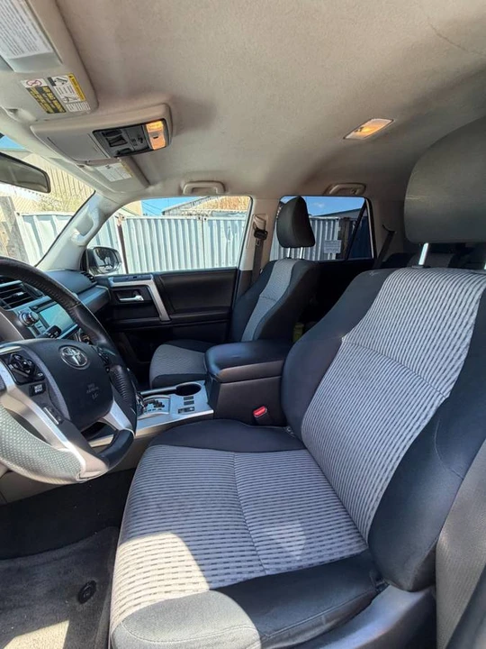 2015 Toyota 4Runner 5th Gen - Image 10 of 23