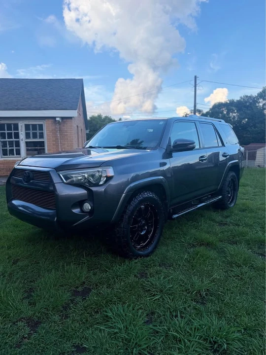 2015 Toyota 4Runner 5th Gen - Image 3 of 19