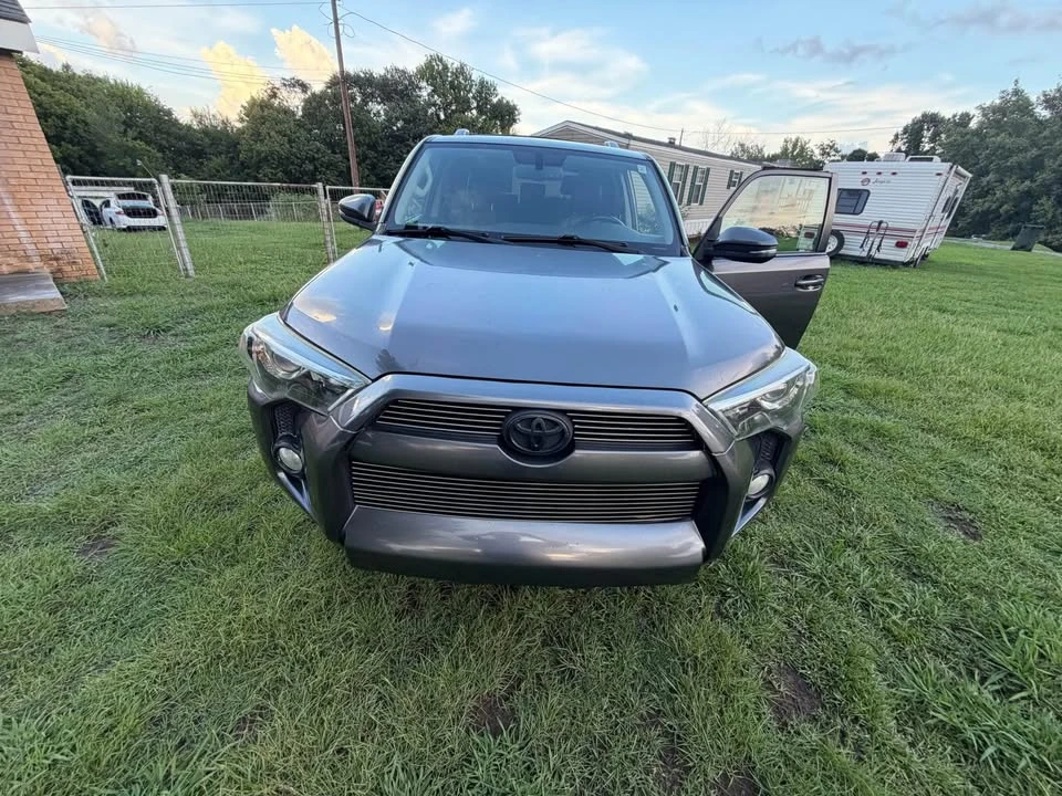 2015 Toyota 4Runner 5th Gen - Image 18 of 19