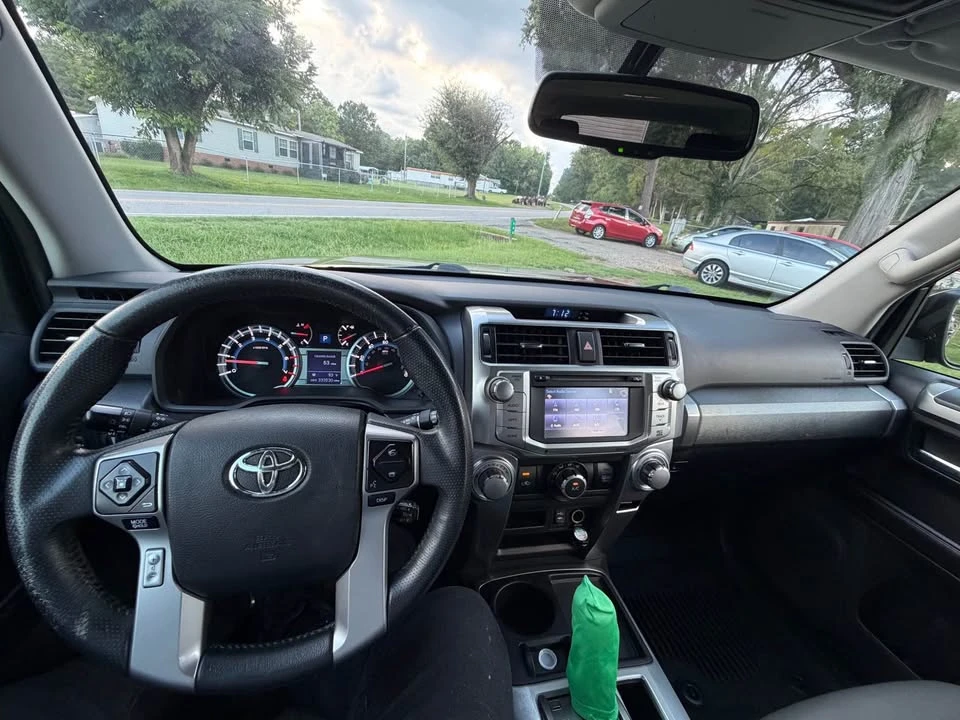 2015 Toyota 4Runner 5th Gen - Image 13 of 19