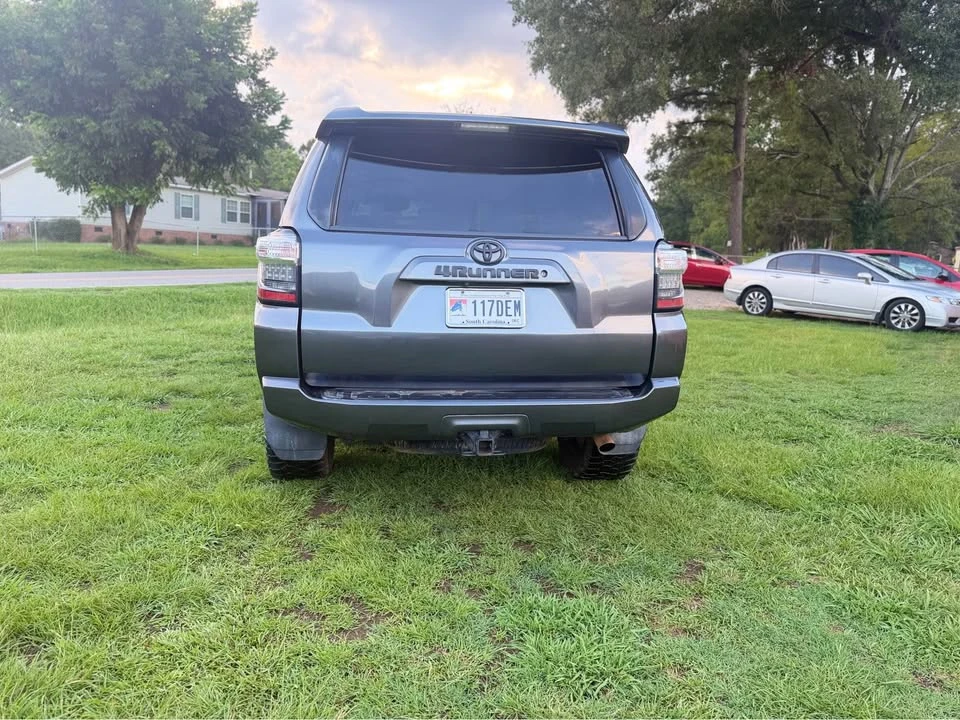 2015 Toyota 4Runner 5th Gen - Image 5 of 19