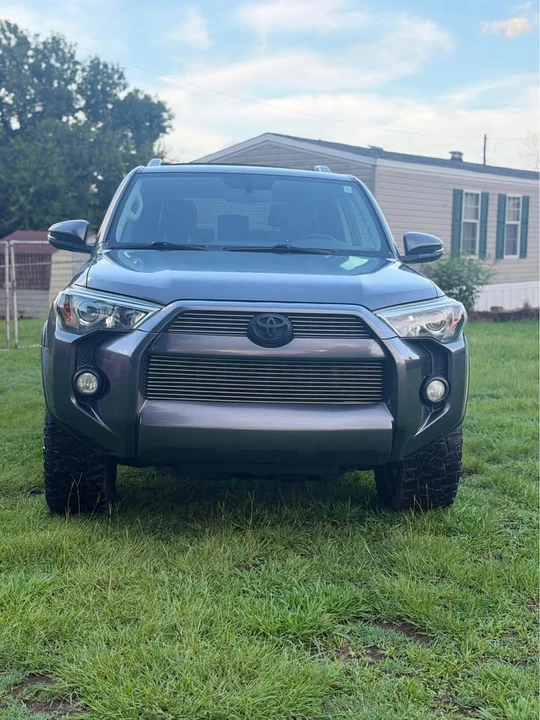 2015 Toyota 4Runner 5th Gen - Image 2 of 19