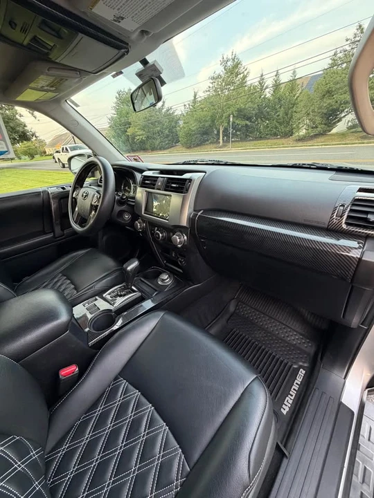 2015 Toyota 4Runner 5th Gen - Image 6 of 10