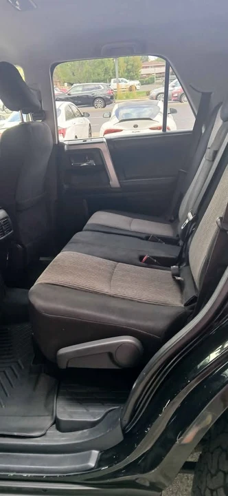2015 Toyota 4Runner 5th Gen - Image 10 of 20