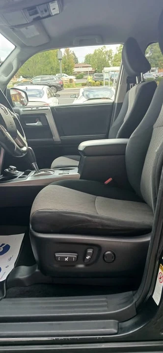 2015 Toyota 4Runner 5th Gen - Image 11 of 20