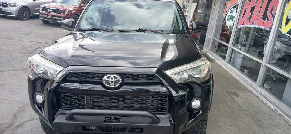 2015 Toyota 4Runner 5th Gen - Image 3 of 20