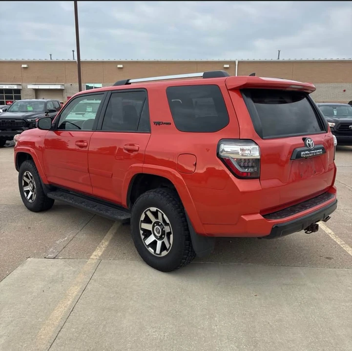 2015 Toyota 4Runner 5th Gen - Image 2 of 10