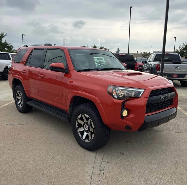 2015 Toyota 4Runner 5th Gen - Image 5 of 10