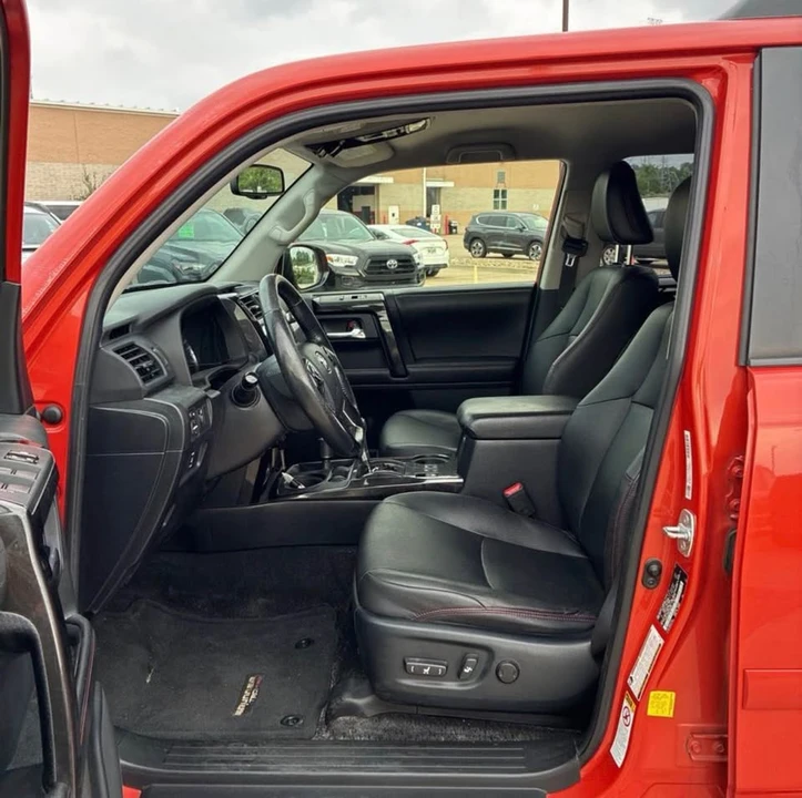 2015 Toyota 4Runner 5th Gen - Image 9 of 10