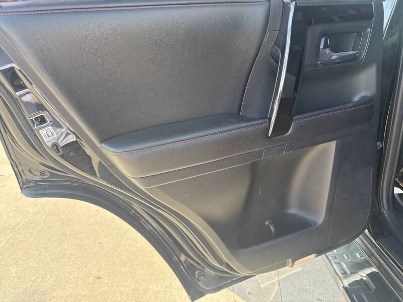 2015 Toyota 4Runner 5th Gen - Image 10 of 20