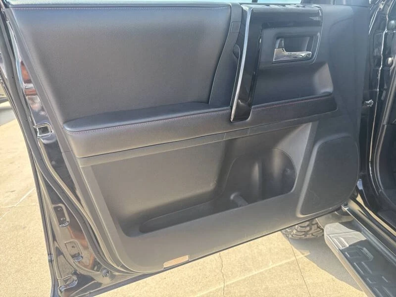2015 Toyota 4Runner 5th Gen - Image 7 of 20