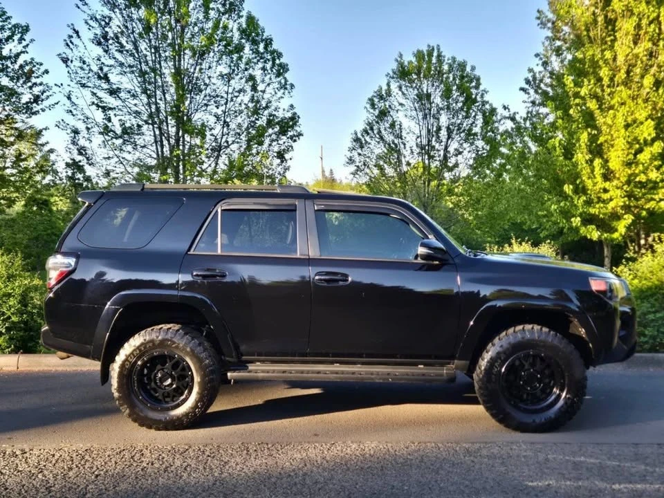 2015 Toyota 4Runner 5th Gen - Image 11 of 20