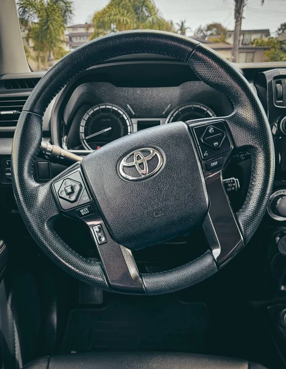 2015 Toyota 4Runner 5th Gen - Image 19 of 24