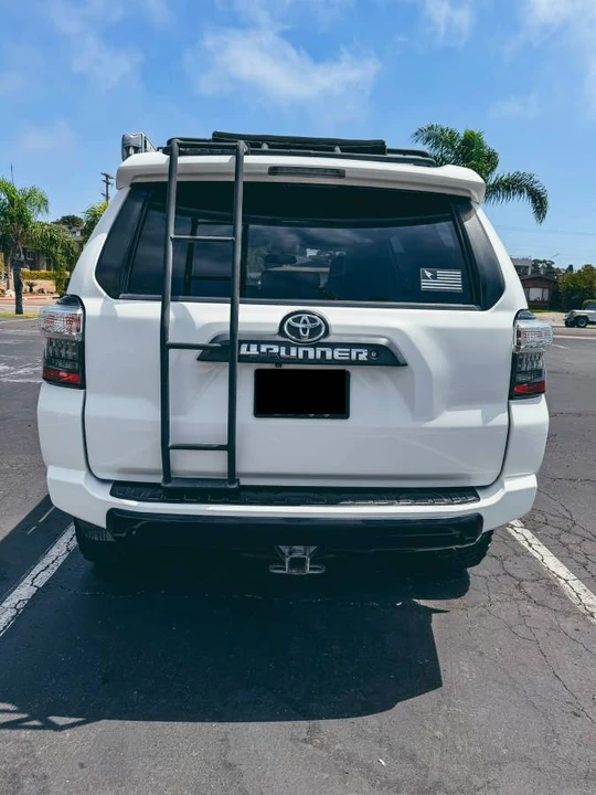 2015 Toyota 4Runner 5th Gen - Image 6 of 24
