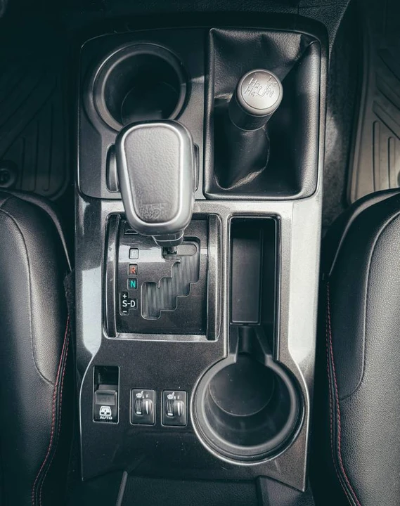 2015 Toyota 4Runner 5th Gen - Image 14 of 24