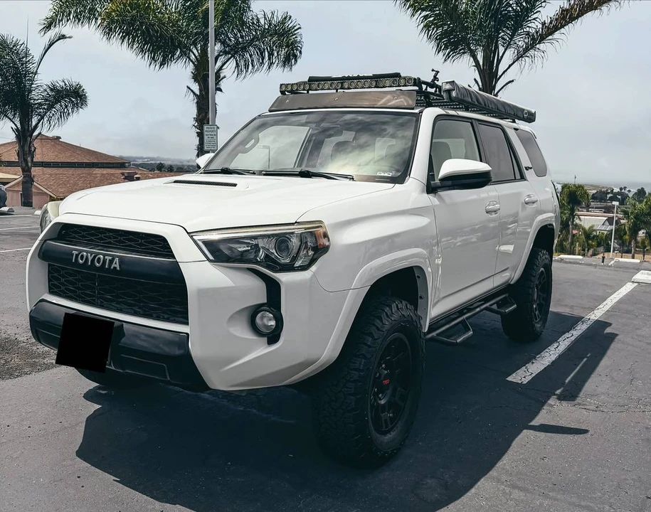 2015 Toyota 4Runner 5th Gen - Image 2 of 24