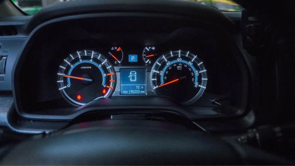 2015 Toyota 4Runner 5th Gen - Image 15 of 16