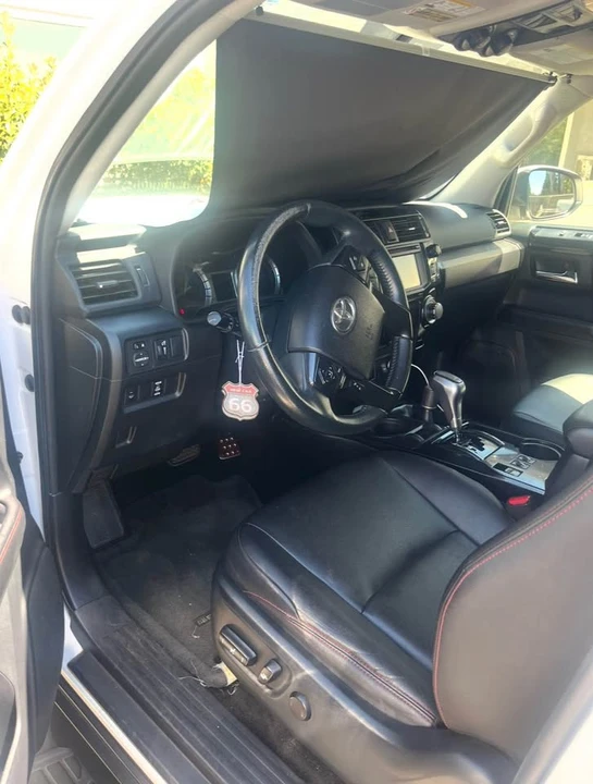 2015 Toyota 4Runner 5th Gen - Image 7 of 10