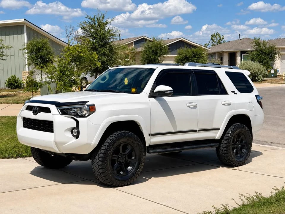 2015 Toyota 4Runner 5th Gen - Image 3 of 17