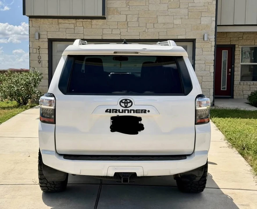 2015 Toyota 4Runner 5th Gen - Image 6 of 17