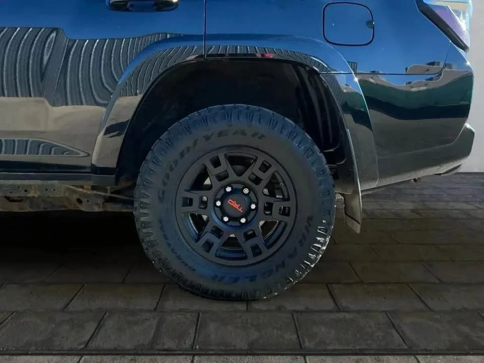 2015 Toyota 4Runner 5th Gen - Image 12 of 20