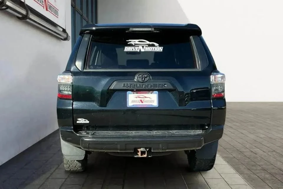 2015 Toyota 4Runner 5th Gen - Image 4 of 20