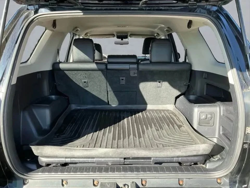 2015 Toyota 4Runner 5th Gen - Image 9 of 16