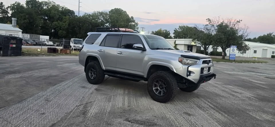 2015 Toyota 4Runner 5th Gen - Image 2 of 9