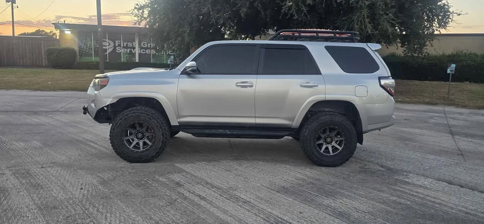 2015 Toyota 4Runner 5th Gen - Image 3 of 9
