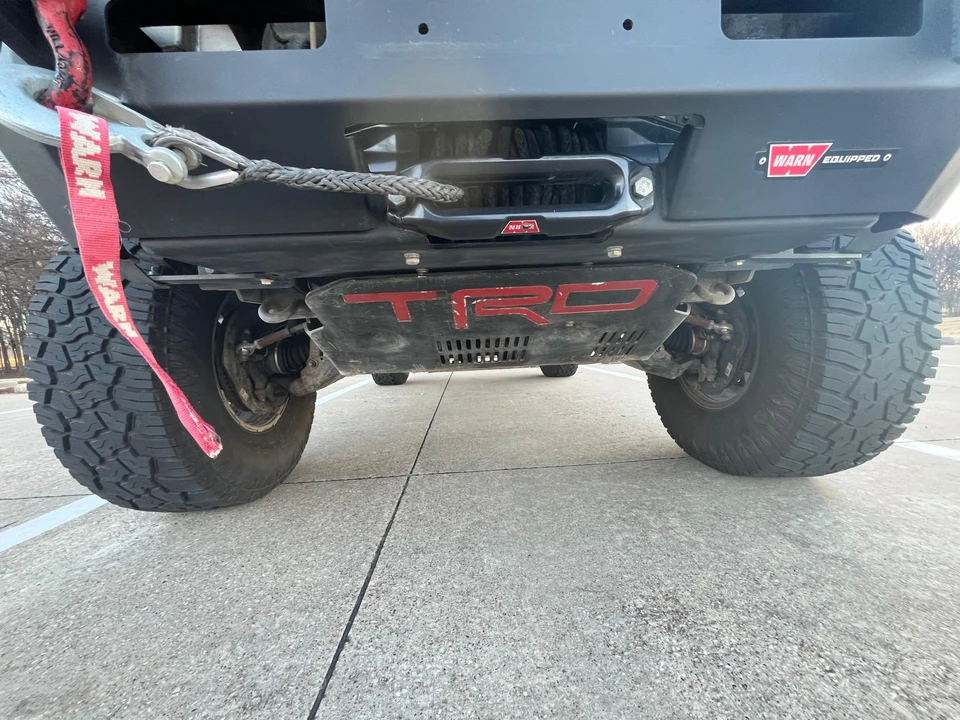 2015 Toyota 4Runner 5th Gen - Image 25 of 31