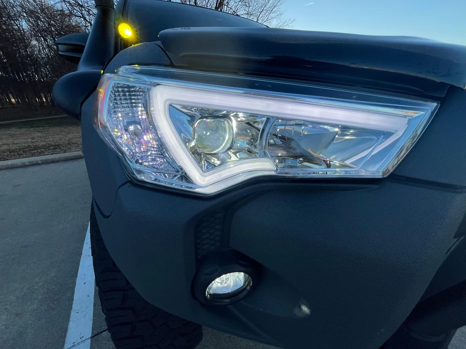 2015 Toyota 4Runner 5th Gen - Image 23 of 31
