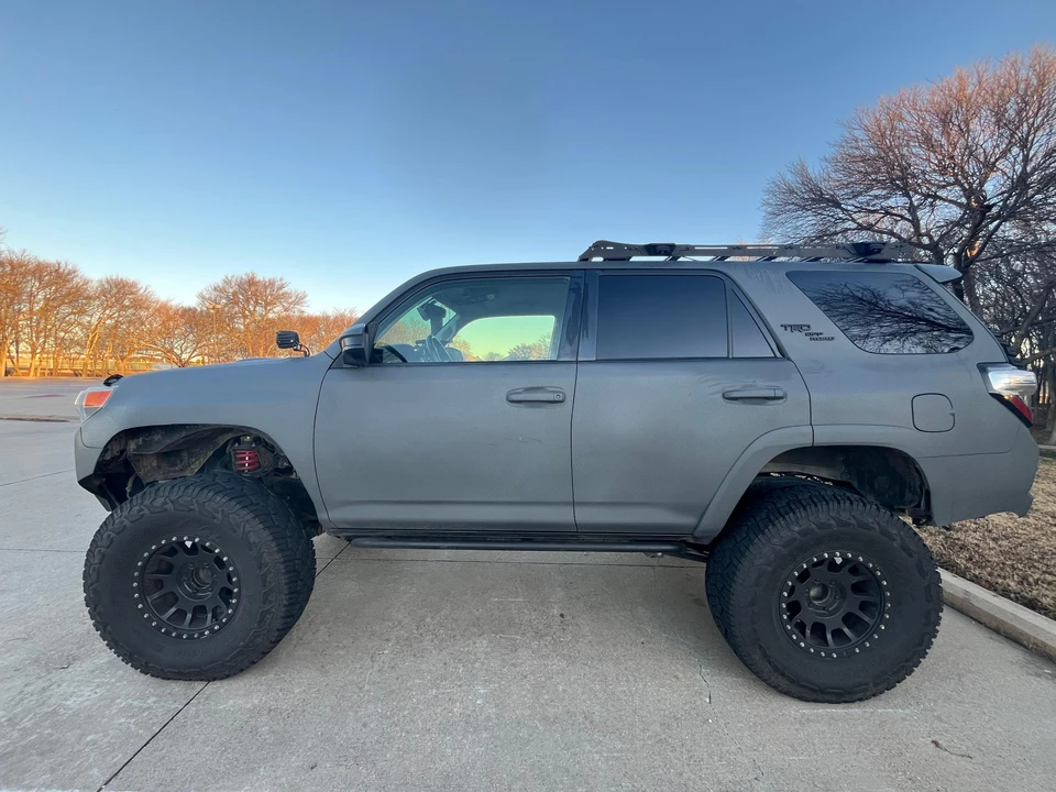 2015 Toyota 4Runner 5th Gen - Image 16 of 31