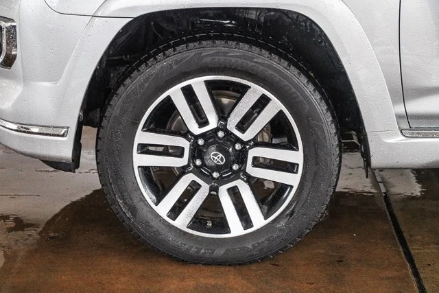 2015 Toyota 4Runner 5th Gen - Image 8 of 12