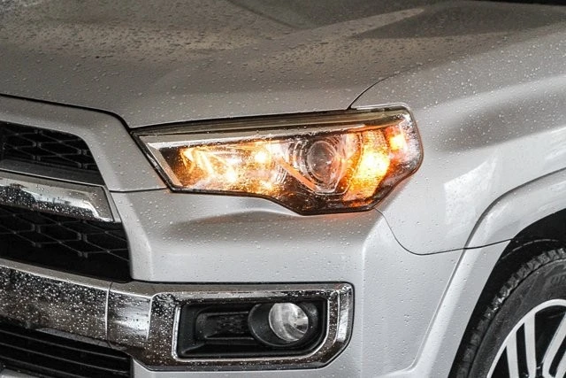 2015 Toyota 4Runner 5th Gen - Image 7 of 12