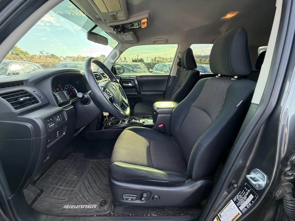 2015 Toyota 4Runner 5th Gen - Image 6 of 20