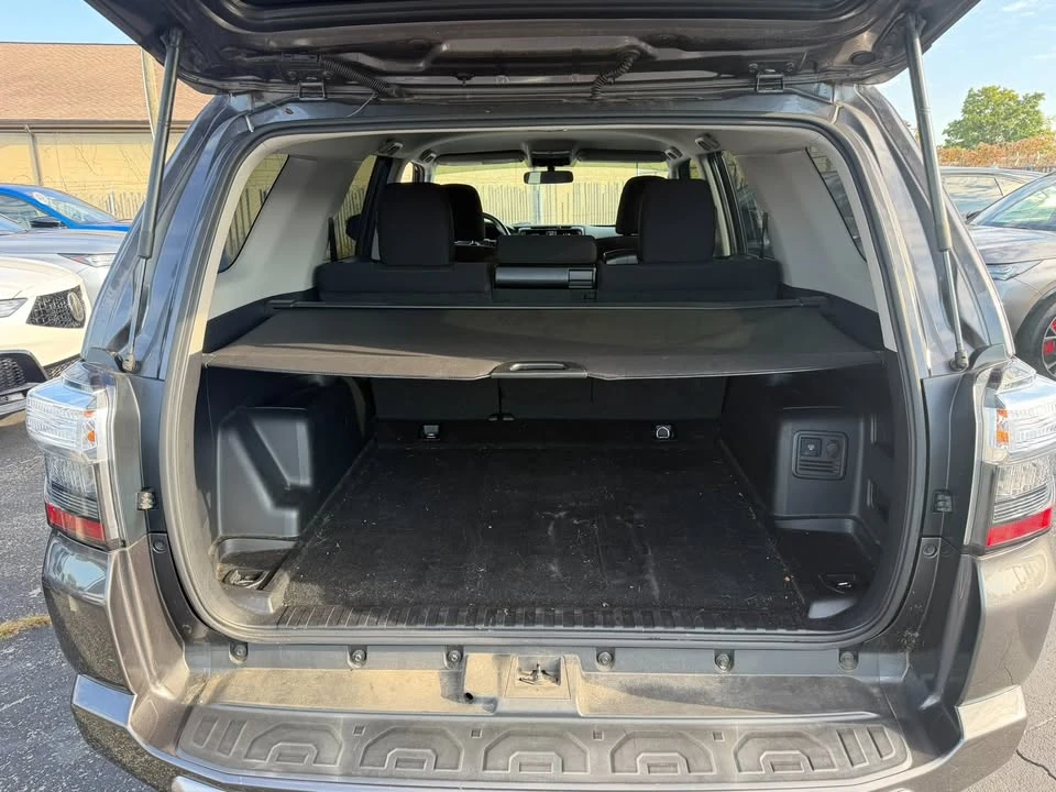 2015 Toyota 4Runner 5th Gen - Image 15 of 20