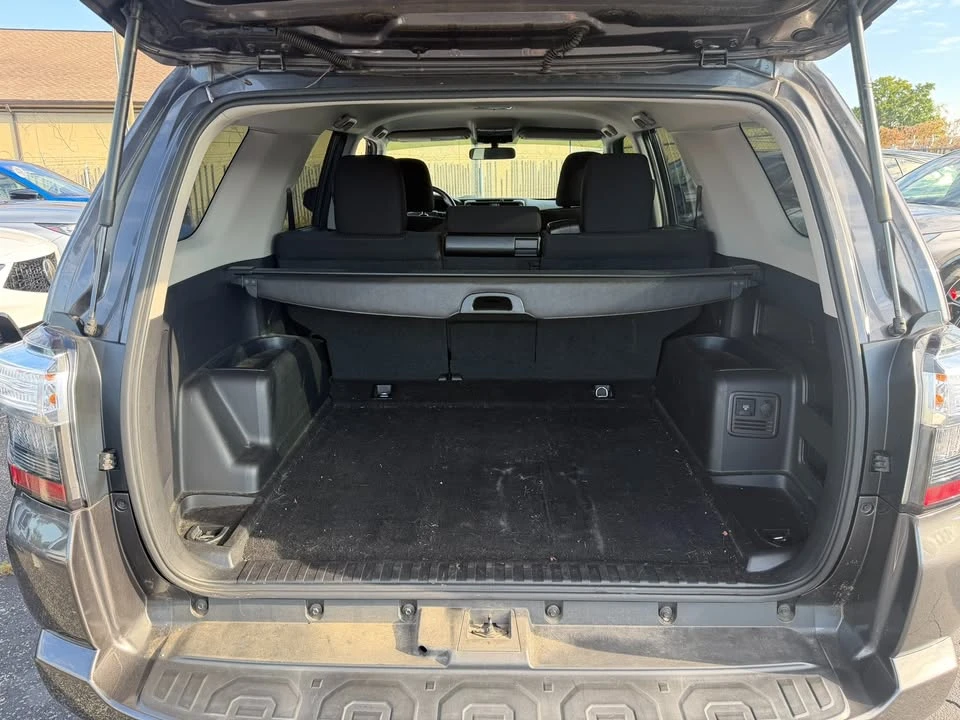 2015 Toyota 4Runner 5th Gen - Image 13 of 20