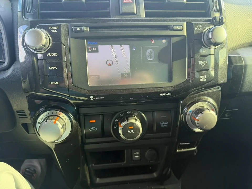 2015 Toyota 4Runner 5th Gen - Image 9 of 20