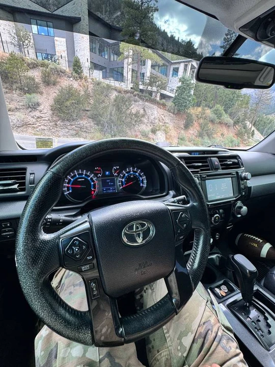 2015 Toyota 4Runner 5th Gen - Image 11 of 19