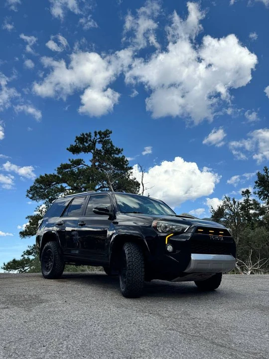 2015 Toyota 4Runner 5th Gen - Image 2 of 19
