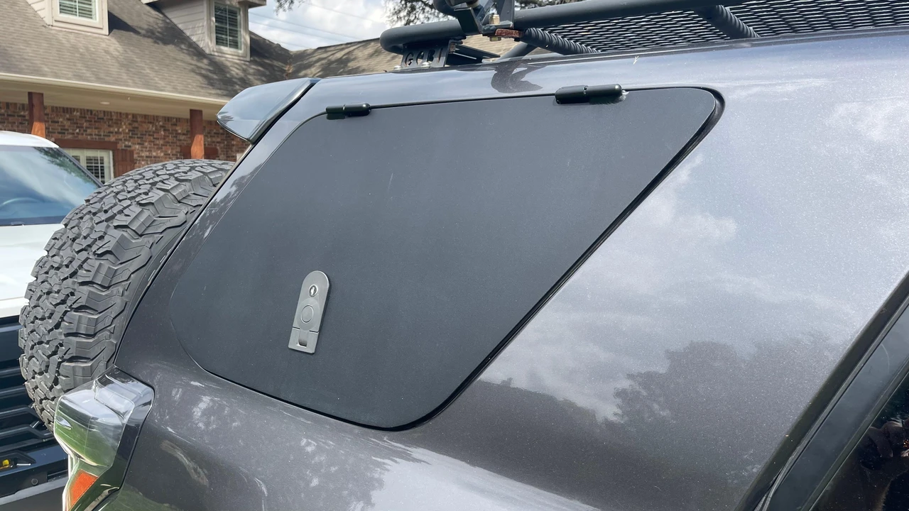 2015 Toyota 4Runner 5th Gen - Image 25 of 31