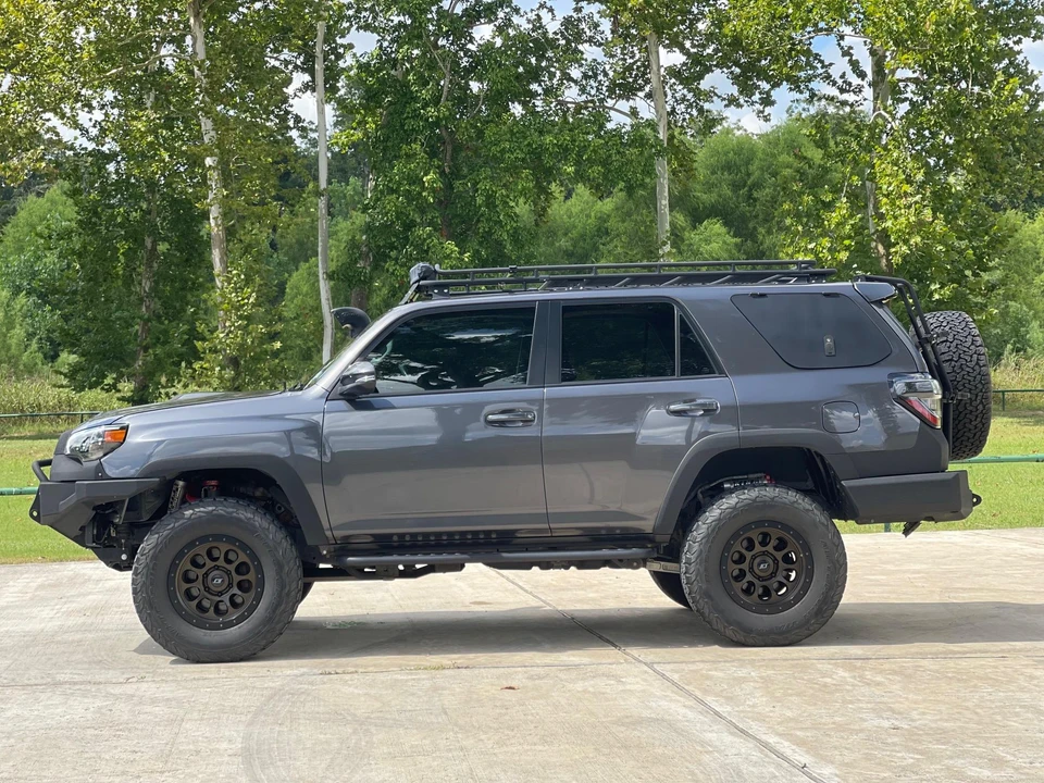 2015 Toyota 4Runner 5th Gen - Image 8 of 31
