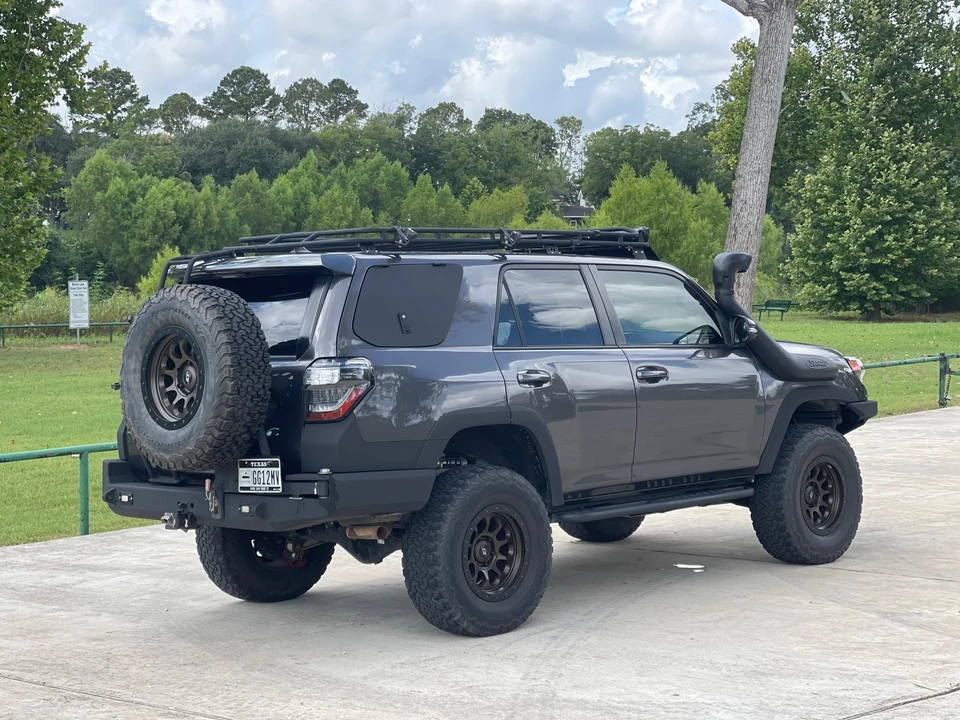 2015 Toyota 4Runner 5th Gen - Image 10 of 31