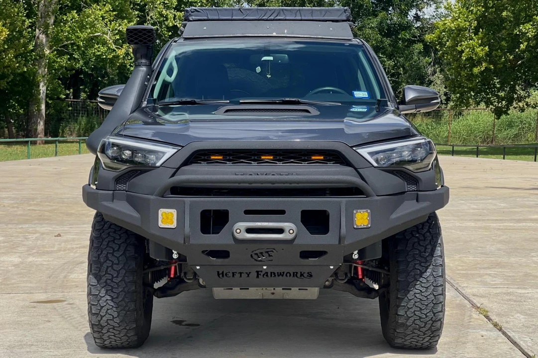 2015 Toyota 4Runner 5th Gen - Image 2 of 31