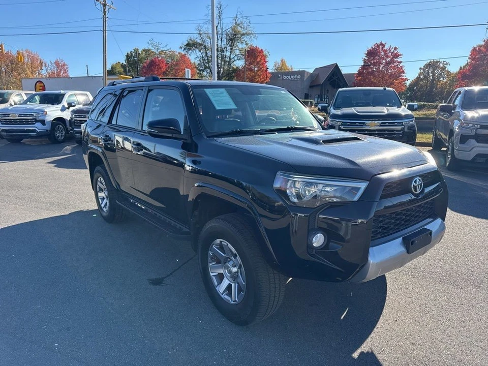 2015 Toyota 4Runner 5th Gen - Image 7 of 12