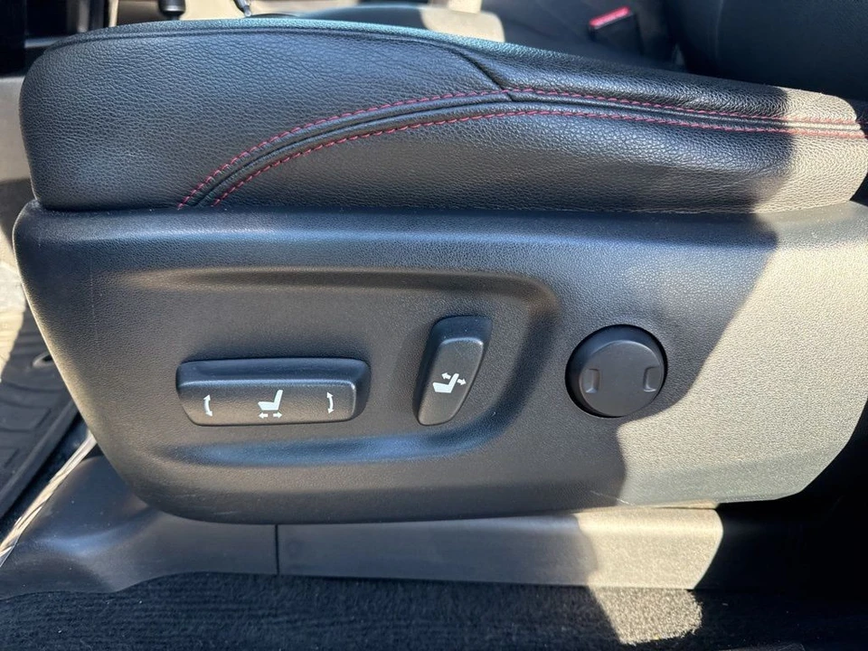 2015 Toyota 4Runner 5th Gen - Image 10 of 12