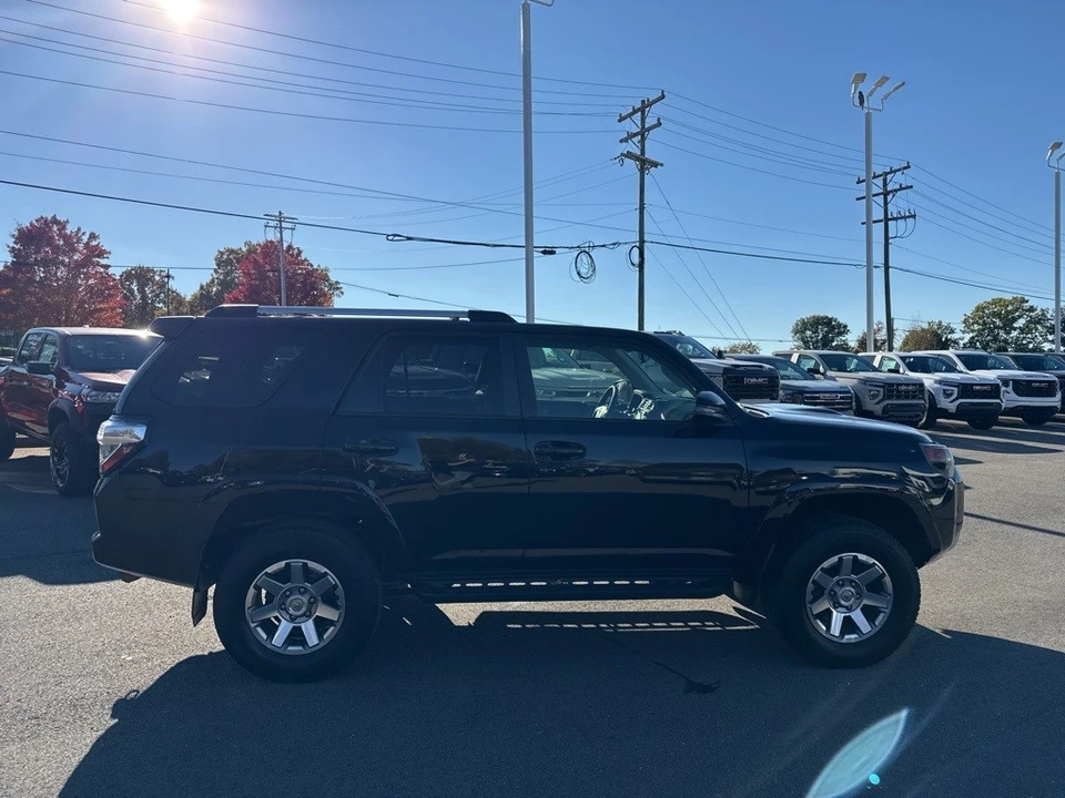 2015 Toyota 4Runner 5th Gen - Image 6 of 12