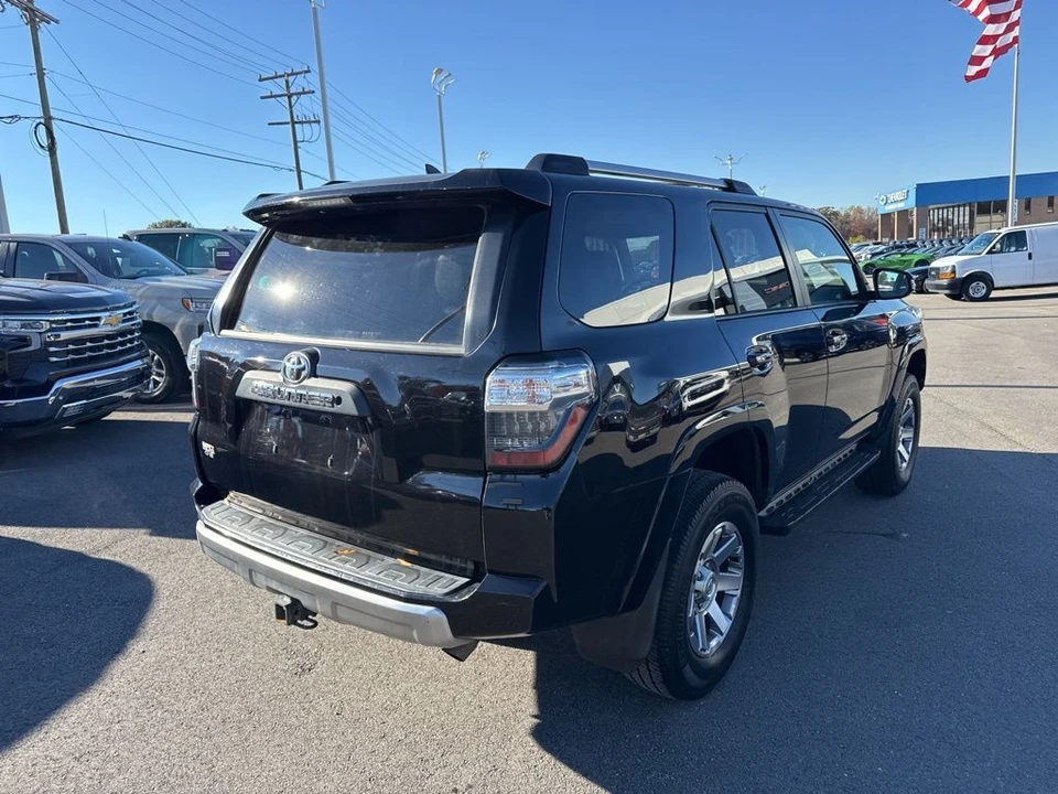 2015 Toyota 4Runner 5th Gen - Image 5 of 12