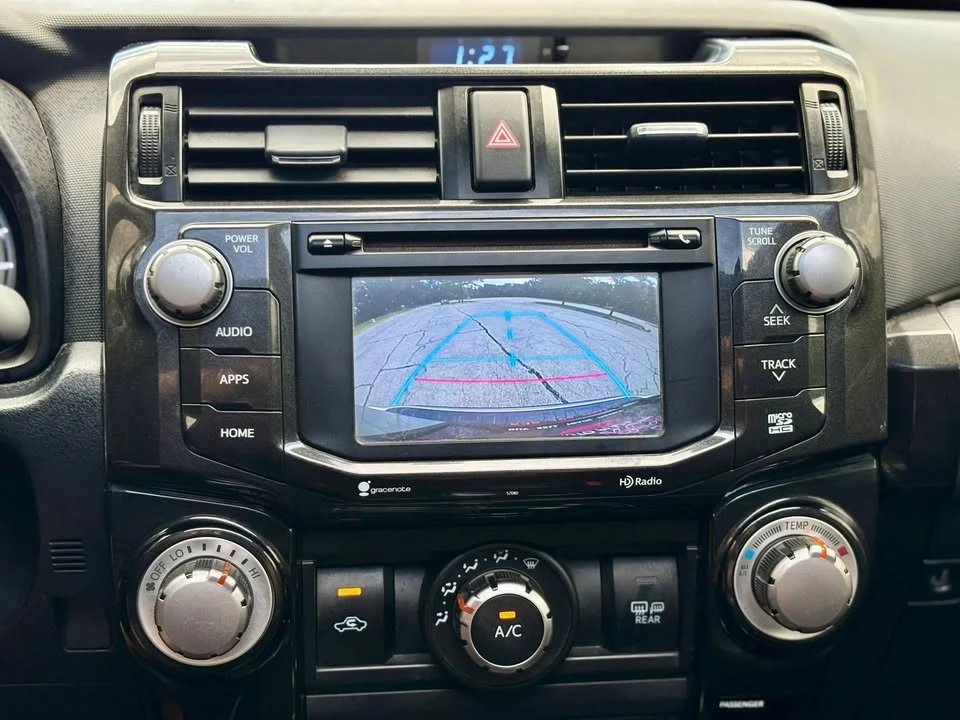 2015 Toyota 4Runner 5th Gen - Image 17 of 19